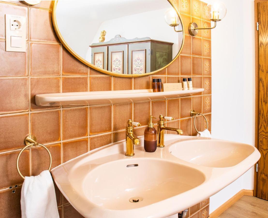 Blackncozy - Grosszuegiges Designappartement Mit Boxspringbetten Und Heimkino * Feldberg (Baden-Wurttemberg)